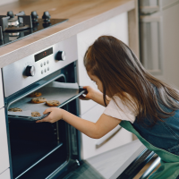 Pampered Chef baking accessory